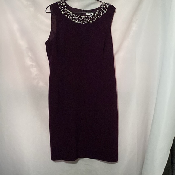 Calvin Klein Deep Purple Dress Embellished FAUX PEARL Neckline WOMENS SIZE 14 - Picture 4 of 13